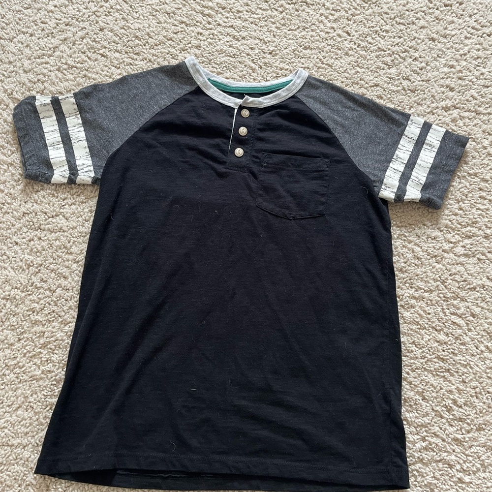 Button short sleeve